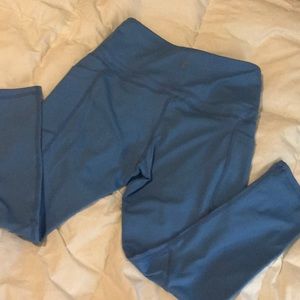 Blue Steel Athletic Capri Leggings